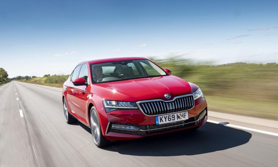  Skoda Superb Laurin & Klement 2019 года  (UK) (фото 16 из 30)